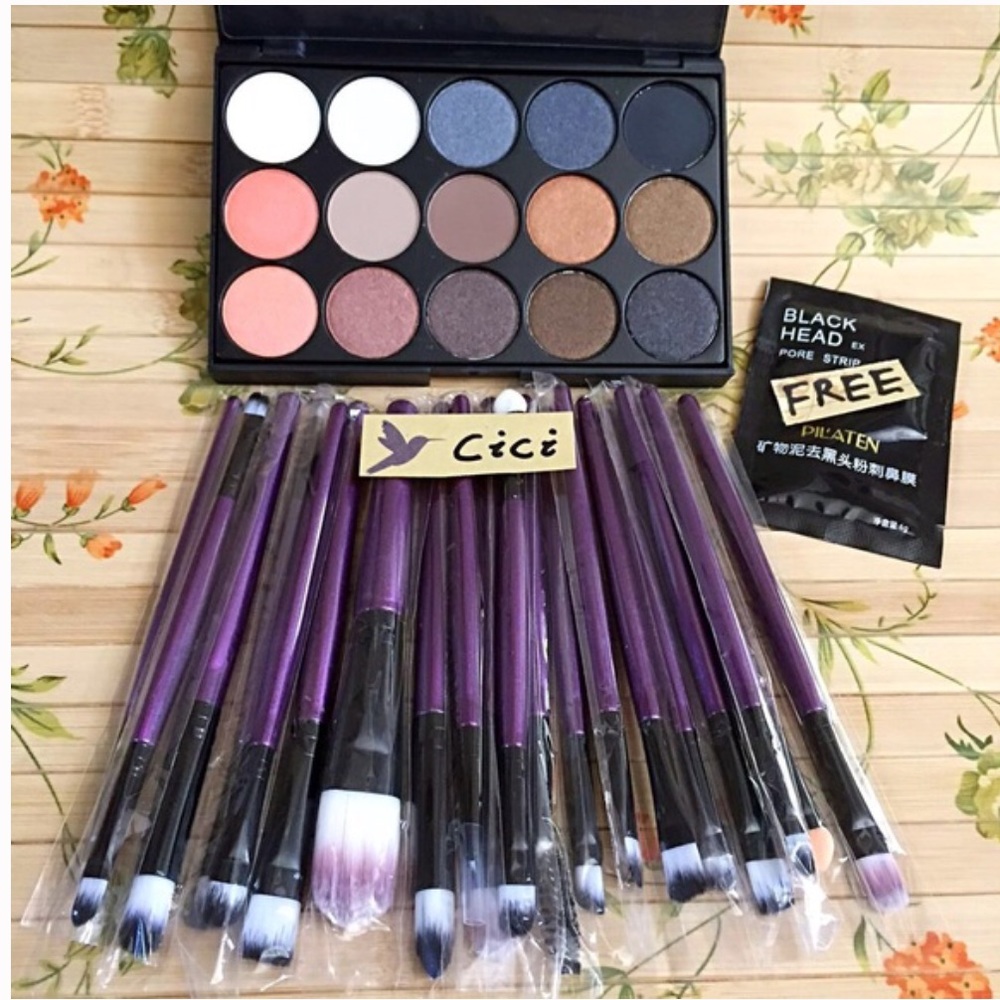🎈 FINAL SALE🎈 Bundle Makeup Set